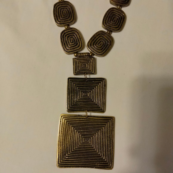 Iris Apfel & Bajalia Gold Toned Geometric Chunky Statement Necklace - Picture 6 of 12